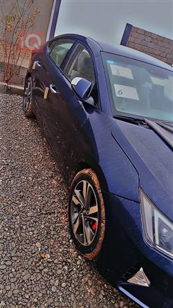 هیۆندای ئەلەنترا